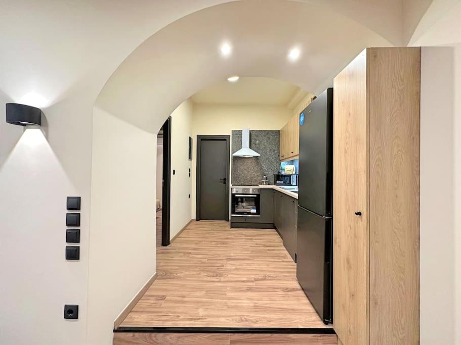 Oasis Luxury Apartments Eretria  Exterior photo